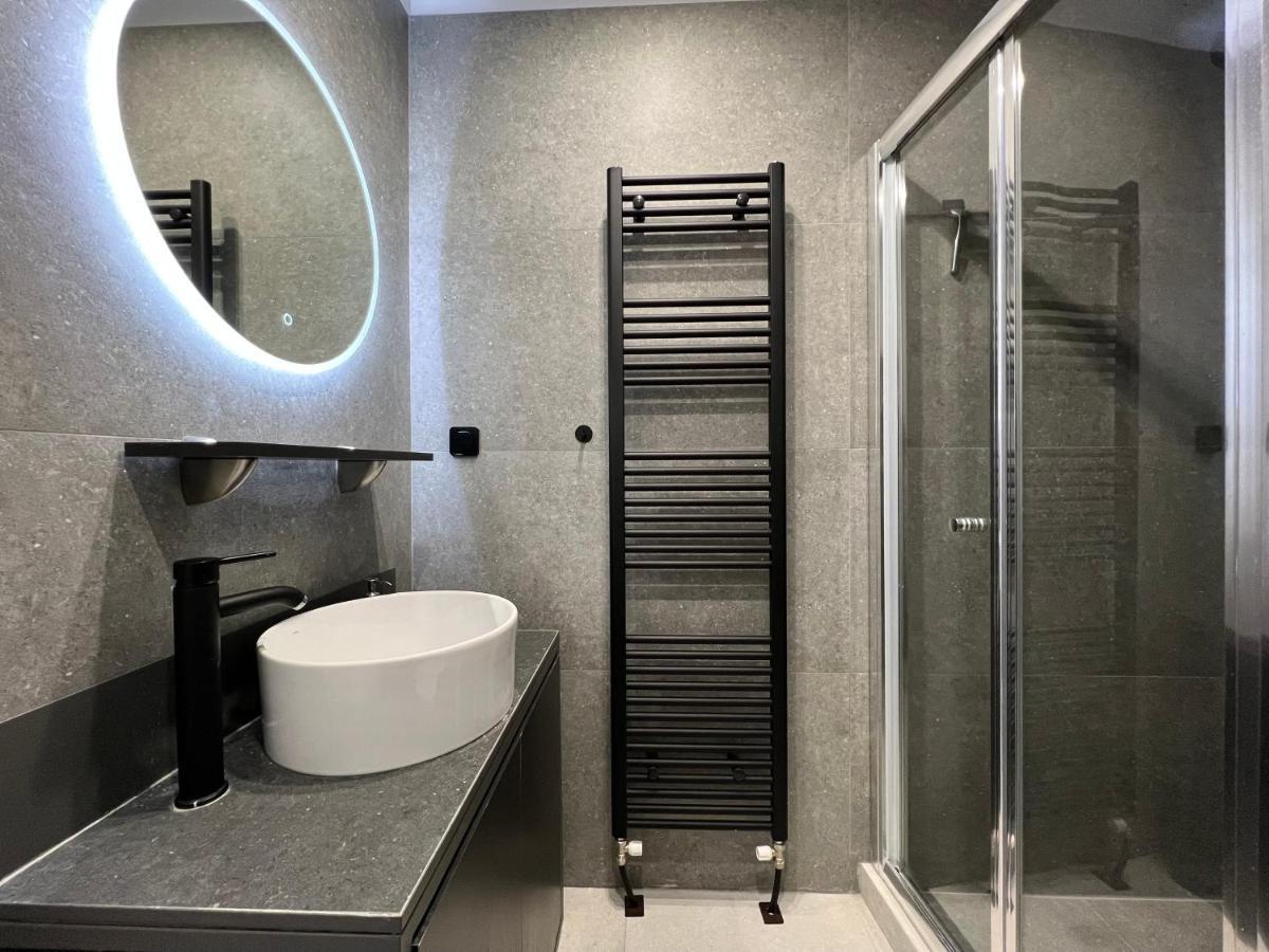 #Plato Apt By Halu! Apartments Солун Екстериор снимка